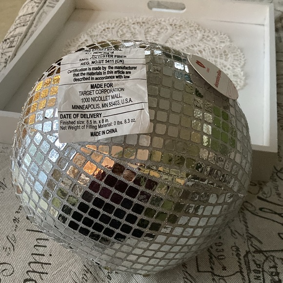 Disco ball pillow - Picture 3 of 3
